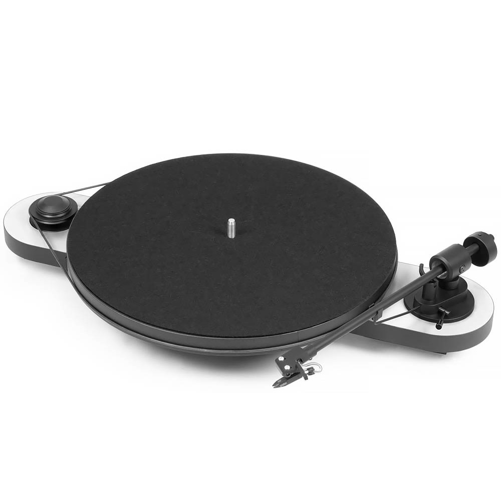 Pro-Ject Elemental with Ortofon OM 5EArgent